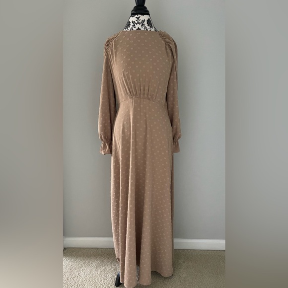 Dresses & Skirts - Taupe maxi dress Abaya Islamic clothing Islamic attire dress long sleeve modest
